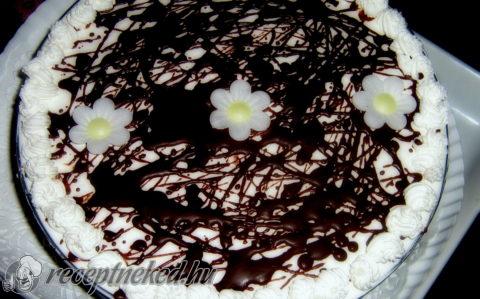 Hamis tiramisu torta