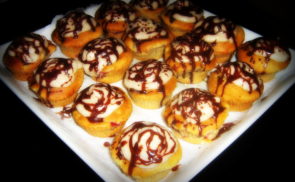 Szilvás muffin fahéjas mascarpone krémmel