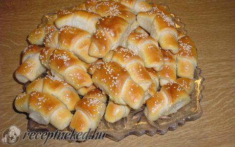 Sós olajos kifli (felezős)
