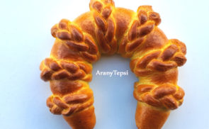 Fonatos kakaós patkó kalács