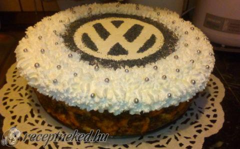 Mákos guba torta madártej krémmel