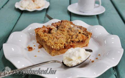 Morzsás almás pite