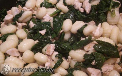 Csirkés spenótos gnocchi