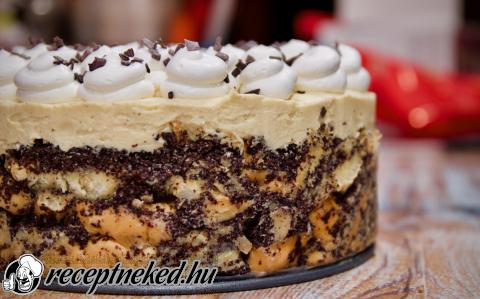 Mákos guba torta, madártej krémmel