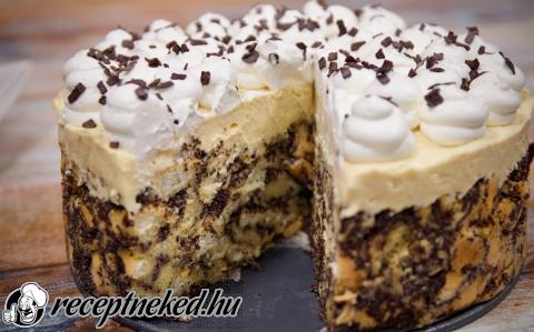 Mákos guba torta, madártej krémmel