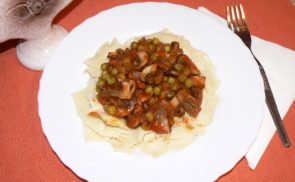 Vega pörkölt (gombás zölborsó)