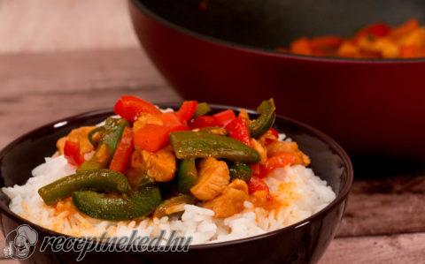 Egyszerű chilis csirke