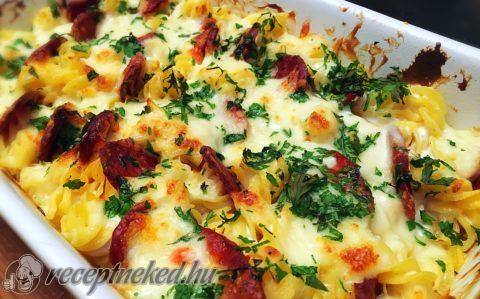 Mozzarellával sült fusilli