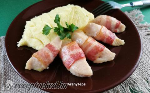 Baconben sült csibefalatok