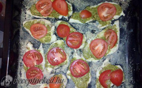 Pestos csirkemell