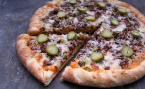 Sajtburger pizza