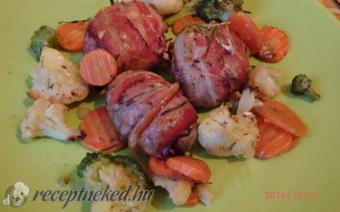 Baconbe tekert csirkemáj