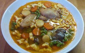 Zöldborsó ragu leves