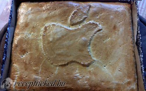 Almás pite