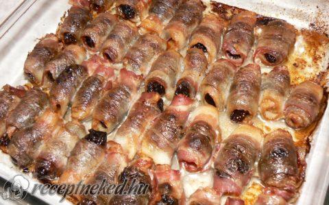 Aszalt szilva baconben