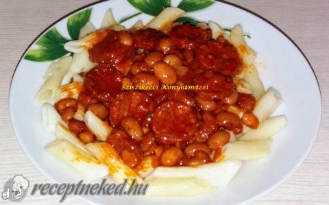 Kolbászos-hagymás penne
