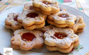 Citromos, diós linzer