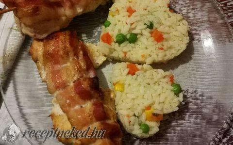 Bacon-os csirkenyárs