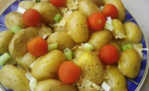 Parmezános-fokhagymás sültburgonya
