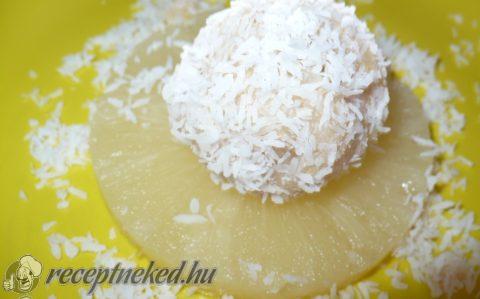 Pina colada kókuszgolyó