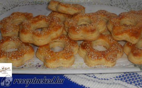 Sós, szezámmagos teasütemény