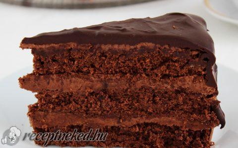 Diós csokoládétorta