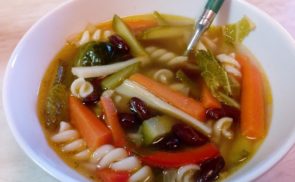 Minestrone leves savanykásan