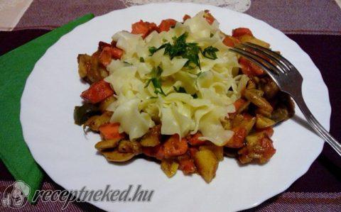 Ketchupos vegyes zöldség Katától