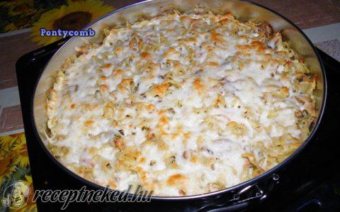 Sonkás-gombás torta