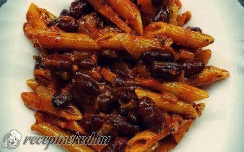 Vörösbabos penne