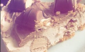 Kinder bueno sajttorta