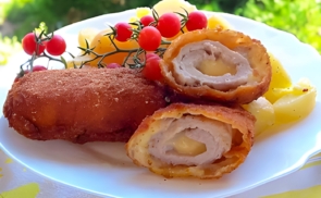 Sajttal töltött karaj rántva