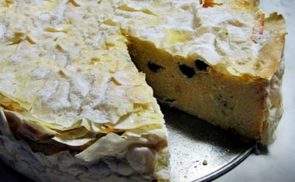 Vargabéles torta házi baracköntettel