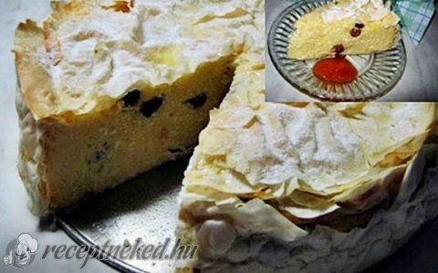 Vargabéles torta házi baracköntettel
