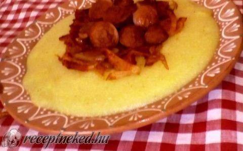 Málé sült virslivel és hagymával