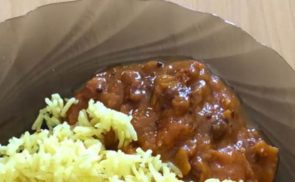 Sárgabarackos mazsolás csatni (chutney)