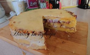 Túrós puliszka torta