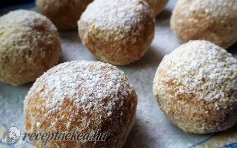 Almás pite golyó