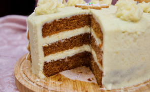 Mézeskalács torta