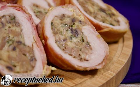 Baconos-gombás pulykatekercs