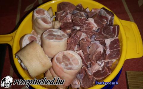 Ragacsos marhalábszár pörkölt