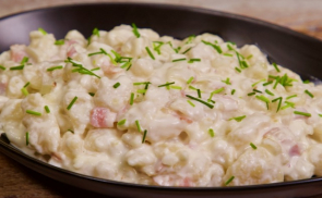 Tejfölös-baconos galuska