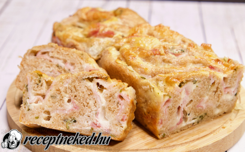 Sajtos-baconos babka
