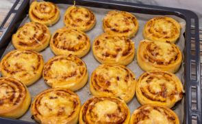 Pizzás-baconos csiga