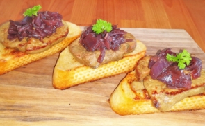 Hízott kacsamáj szeletben sütve
