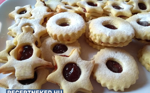 Klasszikus lekváros linzer