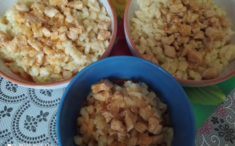 Csirke pörkölt nokedlivel