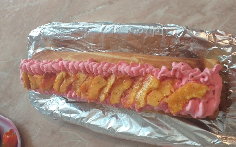 Barackos mascarponés piskótatekercs