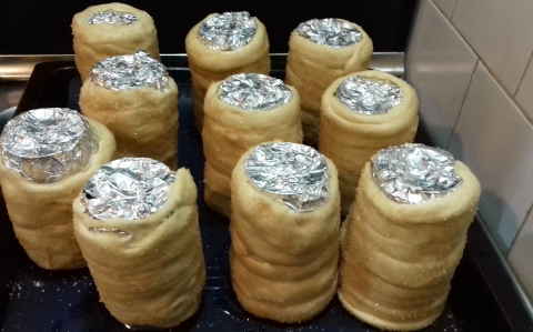 Fahéjas házi kürtőskalács