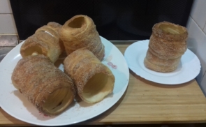 Fahéjas házi kürtőskalács